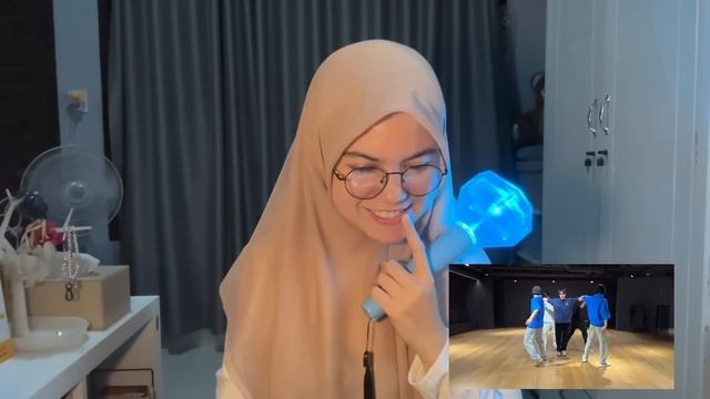 Treasure T5 "MOVE" Dance Practice Reaction (aida) смотреть онлайн