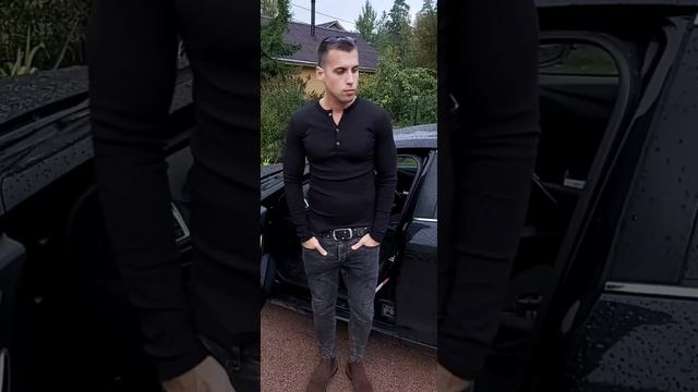 Лонгслив черный с воротом на кнопках (ткань Рибана) смотреть онлайн