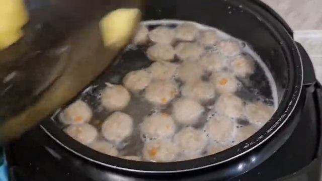 Коммунальные платежи на севере//что в холодильнике//муж готовит суп и второе