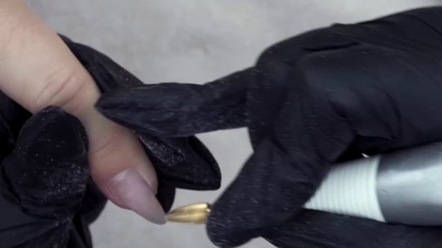 СПАСАЕМ СЛОМАННЫЙ НОГОТЬ, Часть 1 смотреть онлайн