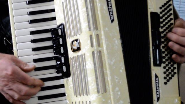 Rare German Made TOP Quality Accordion Weltmeister Unisella - 80 bass,8 switches смотреть онлайн