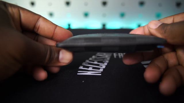 SOG Ultra XR Knife Carbon Fiber - The Carry Knife For People Who Hate Carrying Knives смотреть онлайн