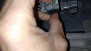 как снять разъем вентилятора охлаждения Ланос