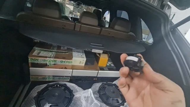 бубнящий бас, гнусавая середина и пластиковый твит через электролит-премиум система porsche cayenne смотреть онлайн