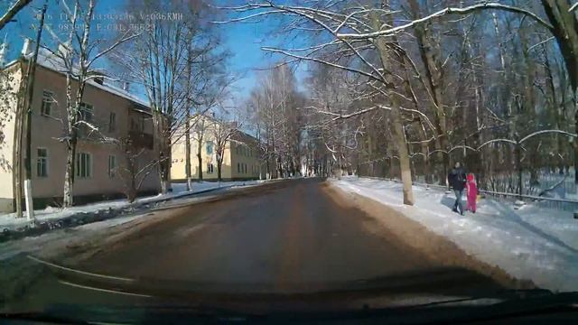 По улицам города Старая Русса (05.11.2016 г.) смотреть онлайн