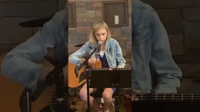 Claire Jameson (15) singing a guitar cover of Realize by Colbie Callet смотреть онлайн