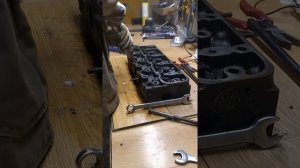 Снятие посадочных шайб форсунок ДВС 4jg2