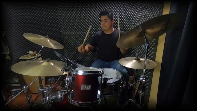 SCORPIONS || ROCK YOU LIKE A HURRICANE ♫♪ - DRUM COVER смотреть онлайн