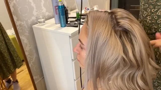 Пляжные локоны/Локоны на короткие волосы/Небрежные локоны/Небрежная причёска/Укладка смотреть онлайн