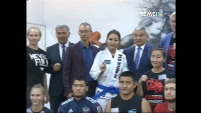 В ВКО 4 МАСТЕРА СПОРТА И 8 КАНДИДАТОВ В МАСТЕРА СПОРТА ПО ММА И ДЖИУ-ДЖИТСУ смотреть онлайн