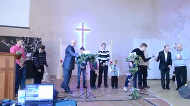 Поздравление с 8 марта 2016 2 часть смотреть онлайн