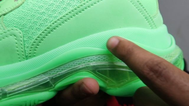Balenciaga Triple S Neon Green| Mystyle.cc |Unboxing And Review? смотреть онлайн