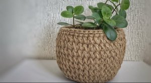 Круглая корзина из джута с плотным красивым узором. Кашпо для цветов. Бесплатно