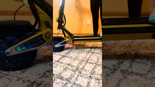 MUKUTA 9 PLUS: Next-Gen Scooter Tech is Here Now 🤯 смотреть онлайн