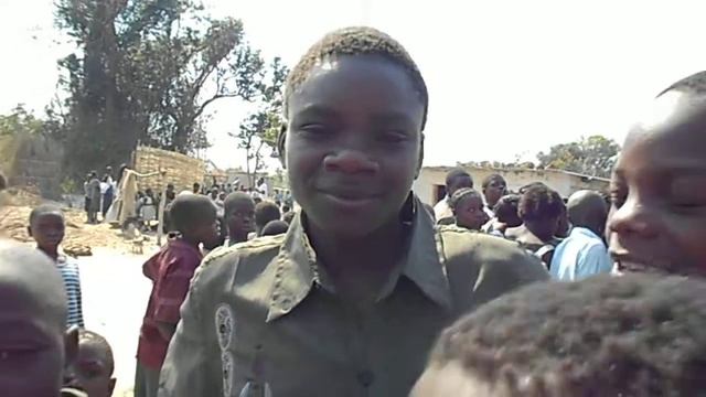 What is your name - village outside Ndola Zambia - Summer 2011.AVI смотреть онлайн