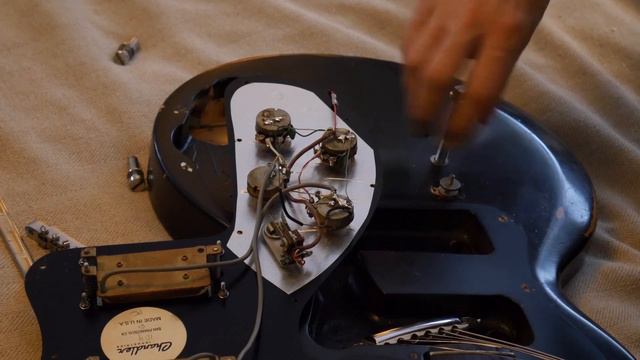 How To Remove Bridge and Stop/Tailpiece Anchor Studs and Bushings From A Gibson Guitar Body W/Demo смотреть онлайн