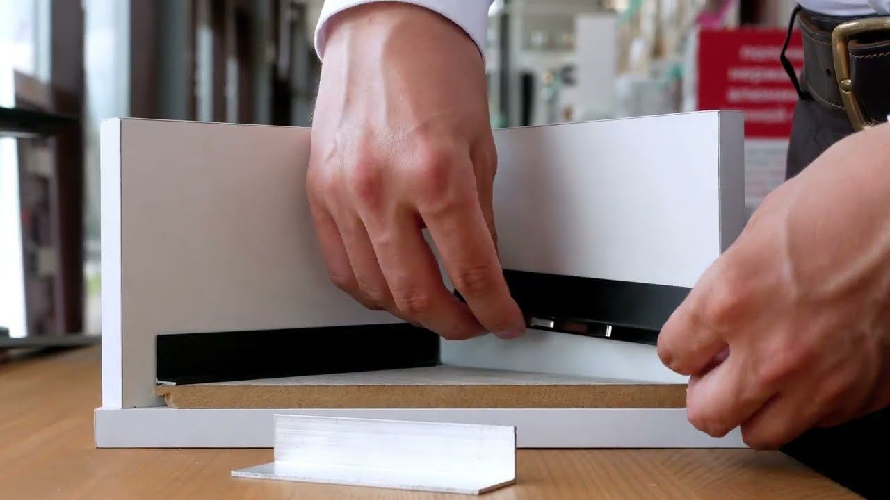 Монтаж черный неплинтус 16х25 смотреть онлайн