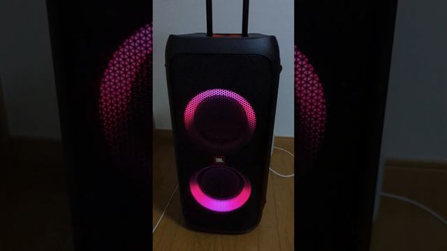 JBL Partybox310 Soundtest!!!!! смотреть онлайн