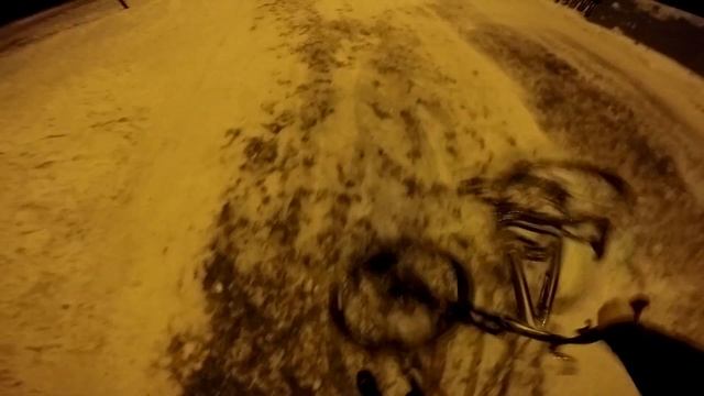 Скользкий СПУСК. Разложился? | GoPro | Winter Street day MTB #72 смотреть онлайн