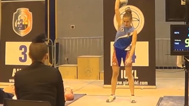 Ольга Яременко-Лучшая гиревичка в Мире (Рекордсменка Мира и России)/the best snatch kettlebell смотреть онлайн