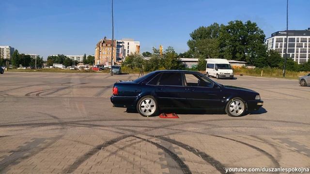 SLIP TEST - 1988 Audi V8 3.6 Quattro - @4x4.tests.on.rollers смотреть онлайн