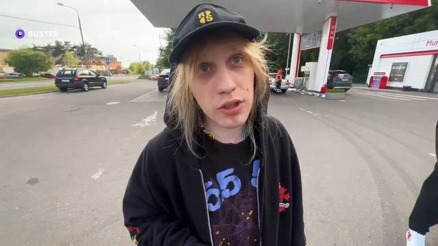 ХАЗЯЕВА ВСТРЕТИЛИСЬ С БУСТЕРОМ НА СВОИХ ТАЧКАХ | БУСТЕР ОЦЕНИЛ ПОРШ ПЛОХОГО ПАРНЯ смотреть онлайн