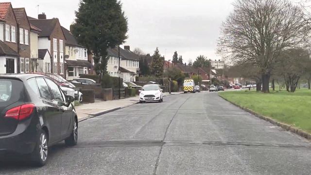 South London Croydon, New Addington 4K Drive 01/04/2023