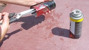 Ветряк из газовых баллонов для отпугивания кротов и птиц самоделка своими руками