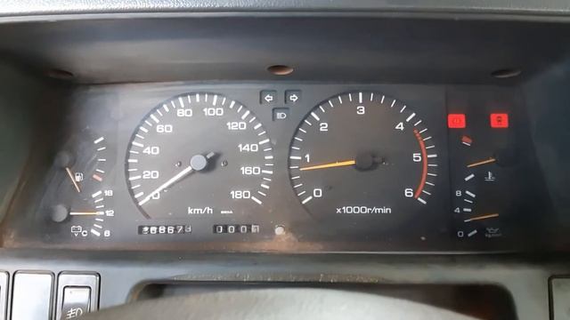 Nissan Patrol TD42 engine warm up смотреть онлайн