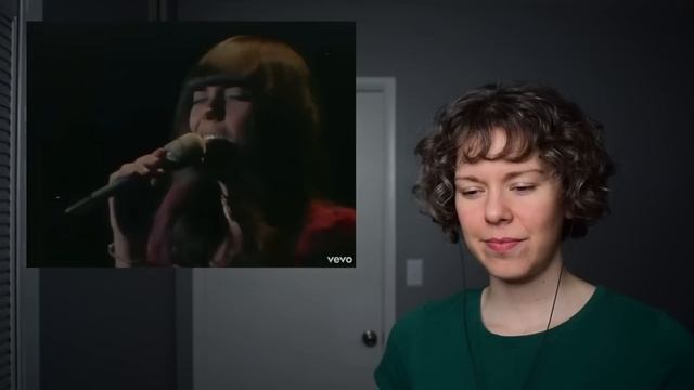 Vocal Coach reacts to Karen Carpenter singing Superstar смотреть онлайн