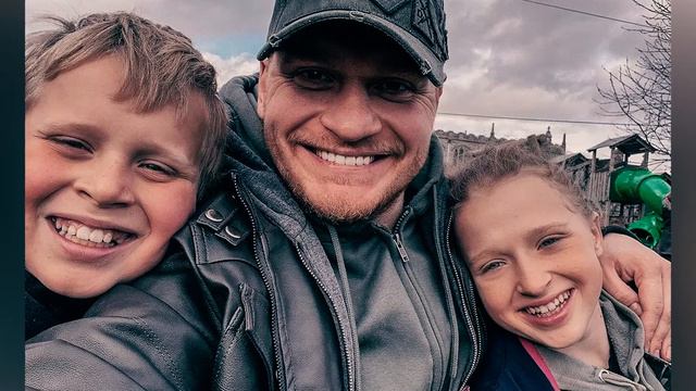 ОЧЕНЬ ЖАЛЬ Сергея Сафронова. Он борется с РАКОМ! Болезнь отнимает много нервов и сил смотреть онлайн