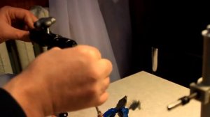 Тиски для вязания мушек своими руками