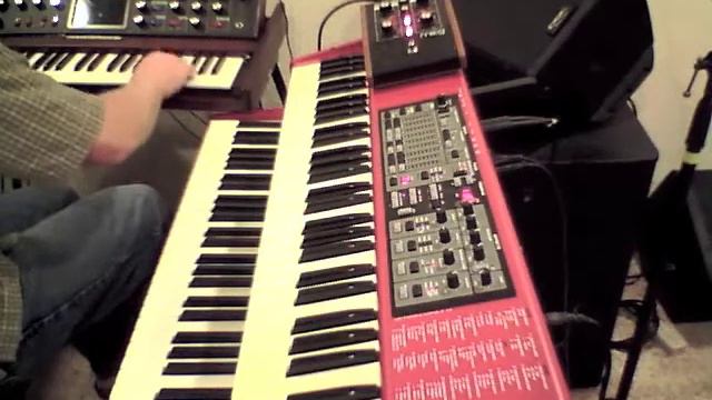 Nord Stage 2 and Moog Voyager Jam смотреть онлайн