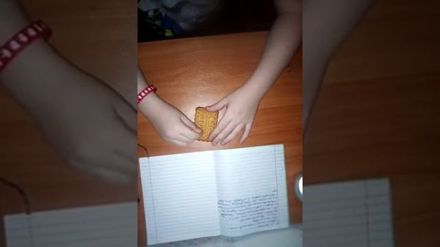 игра в кальмара медовые соты смотреть онлайн