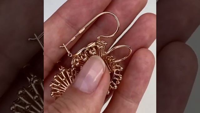 крупный золотой комплект с корундом Александрита. ЦЕНА: 50000 руб Вотсап +79884862148 смотреть онлайн