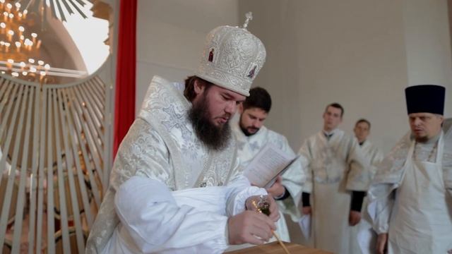 Великое освящение Троицкого храма в Ельдигине смотреть онлайн