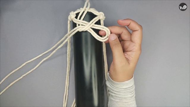 DIY Macrame Tumbler Bag Holder | Macrame Water Bottle Holder Using Triangle Knot смотреть онлайн