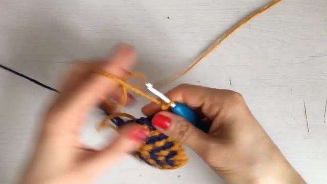 Шахматка крючком из центра: квадрат и прямоугольник// Chess crochet motive – square and rectangle смотреть онлайн