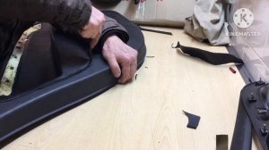 Ремонт перетяжка дверных карт АВТО