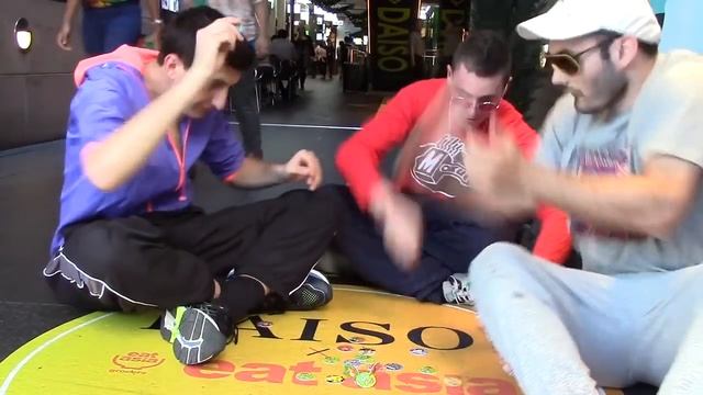 Old School Rave In Public | 90s Gabber Tribute смотреть онлайн