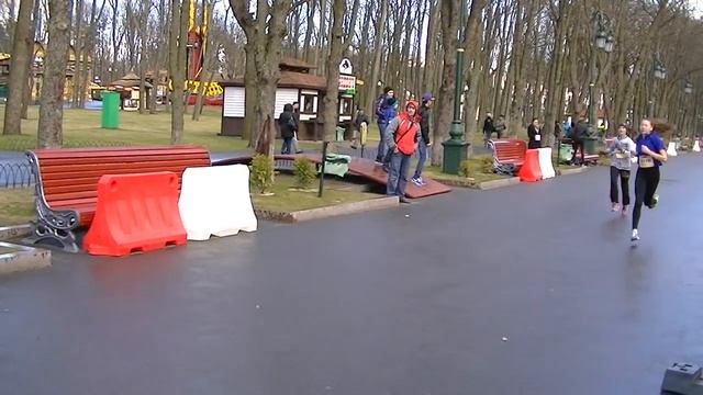 1 км Девочки Детские старты 9 апреля 2015 Харьков смотреть онлайн