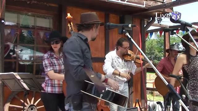 5. Lilly Of The West - I'm Gonna Sit Right Down And Write Myself A Letter смотреть онлайн