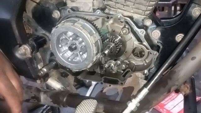 ||Honda_unicorn|| clacth_fitting & no-oill_leak.. speed problem. pickup problem. Honda UNICORN. смотреть онлайн