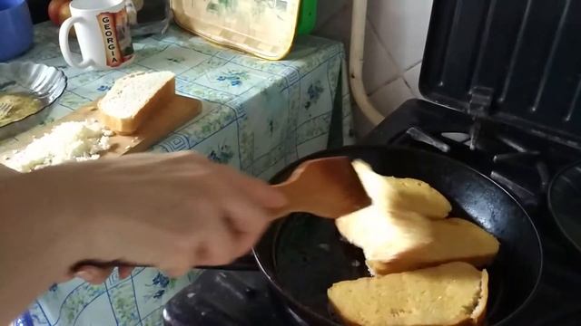 ГРЕНКИ С ЯЙЦОМ И СЫРОМ,,,,БЫСТРЫЙ ЗАВТРАК ----ДЛЯ МУЖА ... смотреть онлайн