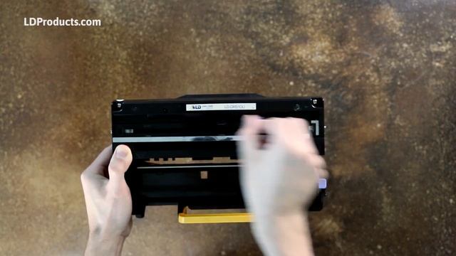 How to Clean a Corona Wire on a Brother Drum смотреть онлайн