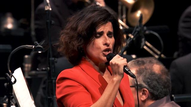 Cristina Branco: "As vezes dou por mim" смотреть онлайн