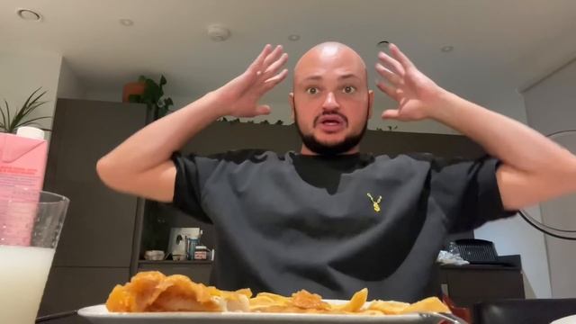 МУКБАНГ С КРАСИВЫМ ТУРКОМ