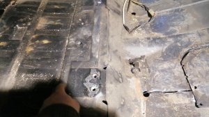 Замена бензонасоса Нива 2131(пятидверка) - 2017 года выпуска часть 2