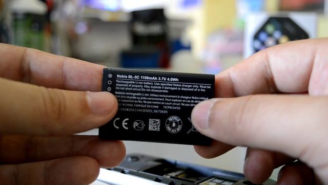 Обзор Nokia 215