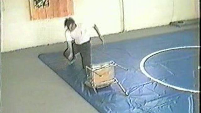 Knife_fighting_and_throwing_by_Vladimir_Vasiliev_1 смотреть онлайн